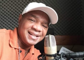 SAPEAÇU: CARLOS  ALBERTO, DIRETOR DA CULTURA FM,PARABENIZA SAPEAÇU PELOS SEUS 69 ANOS