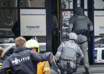 Atirador abre fogo em Rotterdam, na Holanda, e mata 2
