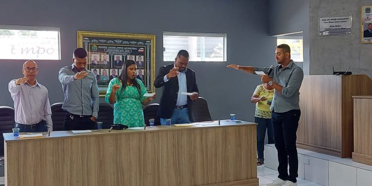 SAPEAÇU: Novos Conselheiros Tutelares são empossados