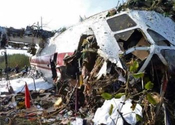 Avião militar com prisioneiros ucranianos cai na Rússia, e 74 morrem, diz agência russa