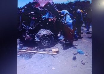 Veículo Ford F1000 vermelha, placa de São Felipe, se envolve em acidente perto de Central (BA) e condutor vai a óbito