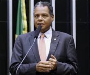 Pesquisa Quaest: Antonio Brito é favorito para sucessão na Câmara Federal; veja números