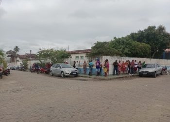 SAPEAÇU: Eleição começa com clima de tranquilidade nos colégios eleitorais