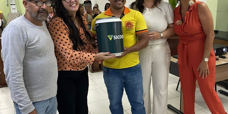 Conc. do Almeida: Prefeitura lança campanha “Desenvolve Comércio” e  teve apoio maciço dos comerciantes
