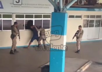 Polícia prende homem que estava foragido há 18 anos na rodoviária de SAJ