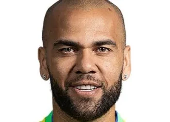 Daniel Alves é absolvido da condenação por estupro. Saiba mais