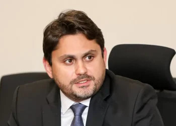 Ministro das Comunicações, Juscelino Filho entrega cargo após denúncia da PGR: ‘Respeito ao governo e ao povo’