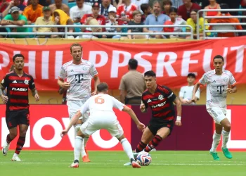 Flamengo tem apagão no início, reage mas acaba eliminado do mundial pelo Bayer