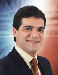 Rogério Andrade ganha força como possível vice de Jerônimo Rodrigues em 2026