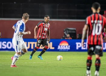 Esporte;: Vitória dá vexame e é eliminado pelo Confiança em pleno Barradão – veja melhores momentos