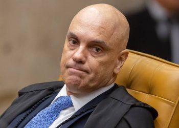Moraes autoriza visitas de médicos a Bolsonaro durante prisão domiciliar