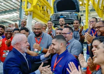 Chegada de BYD impulsiona Lula para 2026, aposta secretário