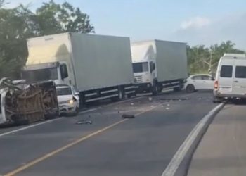 Uma pessoa morre e duas ficam feridas após acidente na BR-101 entre Dom Macedo Costa e S. A. de Jesus