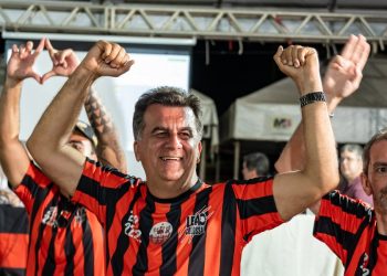 Fábio Mota é reeleito presidente do Vitória com votação histórica