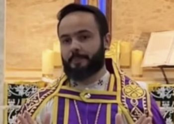 “Quem inventou isso foi no mínimo um peixeiro”, diz Padre sobre tradição de comer peixe na Sexta-feira Santa