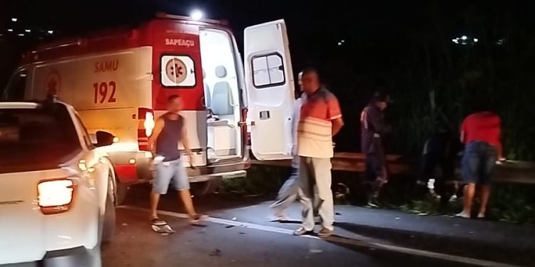 SAPEAÇU: Colisão na BR 101, na descida da Represa deixa saldo de 01 ferido