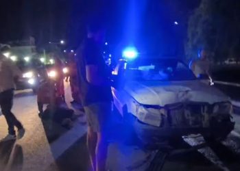 Jacobina: Imprudência termina em colisão frontal entre carro e moto na BR-324
