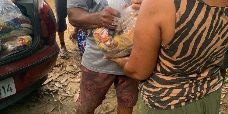 SAPEAÇU: Famílias carentes da Represa, recebem alimentos arrecadados do evento JUNTOS POR UMA CAUSA