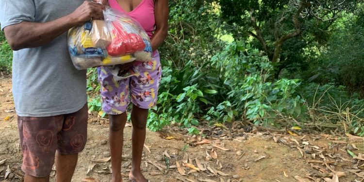SAPEAÇU: Famílias carentes da Represa, recebem alimentos arrecadados do evento JUNTOS POR UMA CAUSA