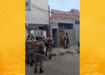 Três policiais militares são baleados em confronto com suspeitos em Lauro de Freitas