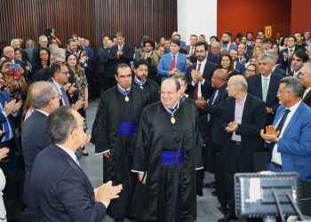 Eleitoral: Novo Presidente do TREJustiça -BA assume com promessa de “mão forte” contra Fake News