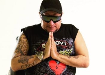 Morre Kinho do Rodo, cantor de pagode da Bahia, aos 39 anos
