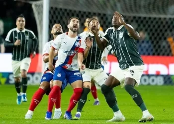 Bahia toma a virada do Coritiba,cai na tabela e aumenta jejum sem vencer