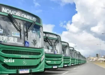 Plantão: Rodoviários encerram greve após acordo e ônibus voltam a circular em Salvador