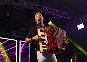 SAPEAÇU: Com diversos artistas e jogo da Seleção, festas juninas começam no Mercado Municipal