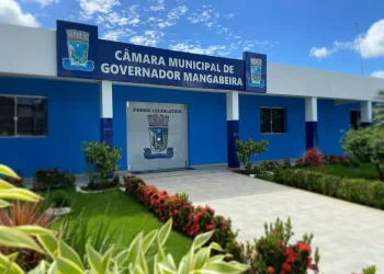 Governador Mangabeira aprova lei que impede condenados por violência doméstica de ocupar cargos públicos