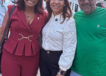 Conc. do Almeida: Secretária Ninha e Renato Rocha acompanham visita de Roberta Santana da SESAB ao Stº Antônio de Jesus