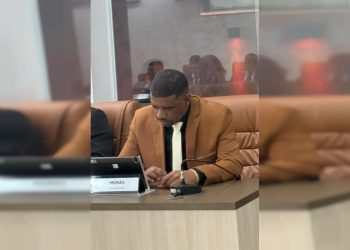 Vereador Morão retorna à Câmara de Santo Antônio de Jesus, mas evita falar com a imprensa: “Não é o momento”